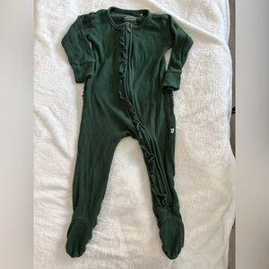 Posh Peanut Bamboo Green Ribbed Ruffles Footed Outfit Sleeper Girls 18-24 Mths